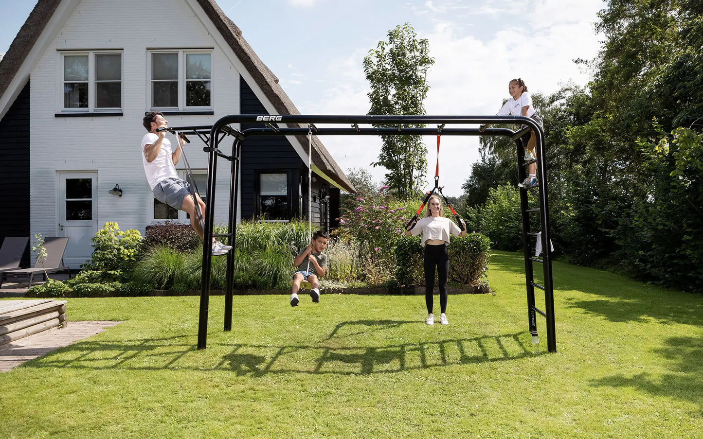Berg PlayBase Wooden Disc Swing