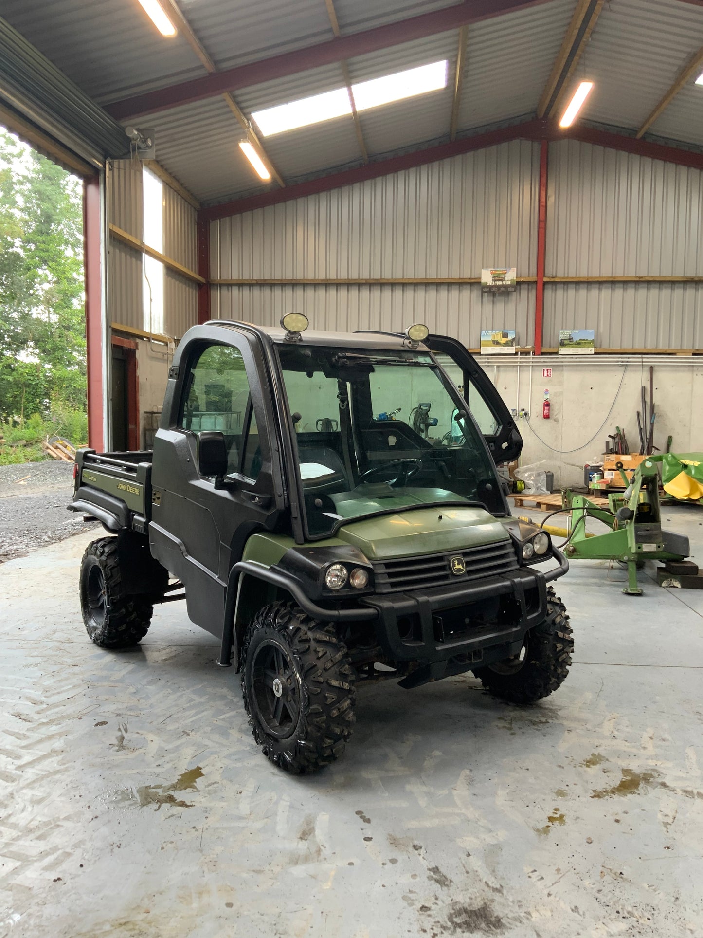 John Deere Gator