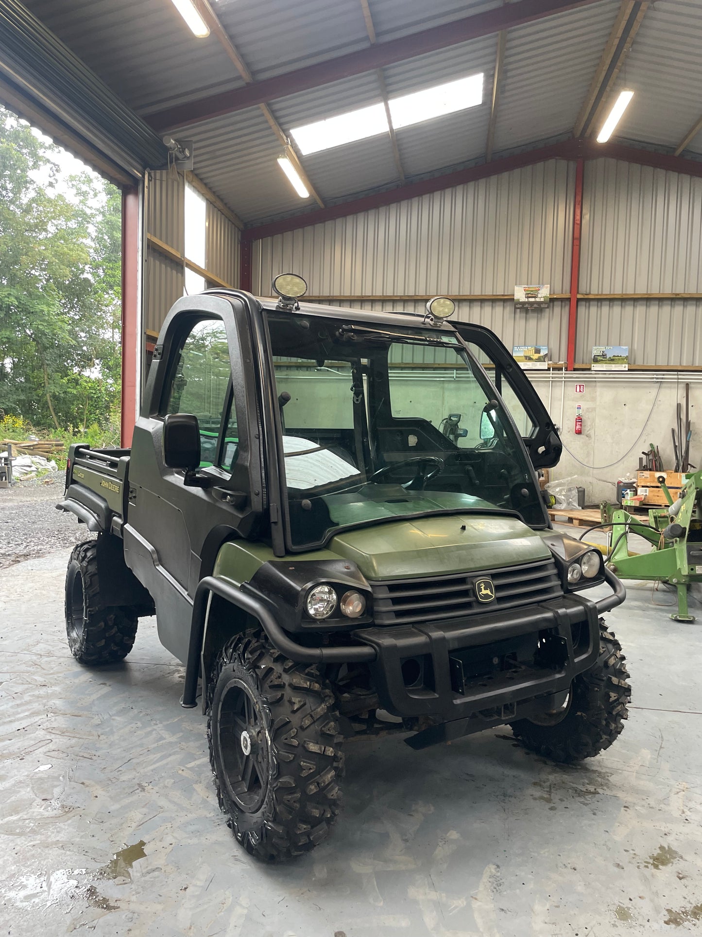 John Deere Gator