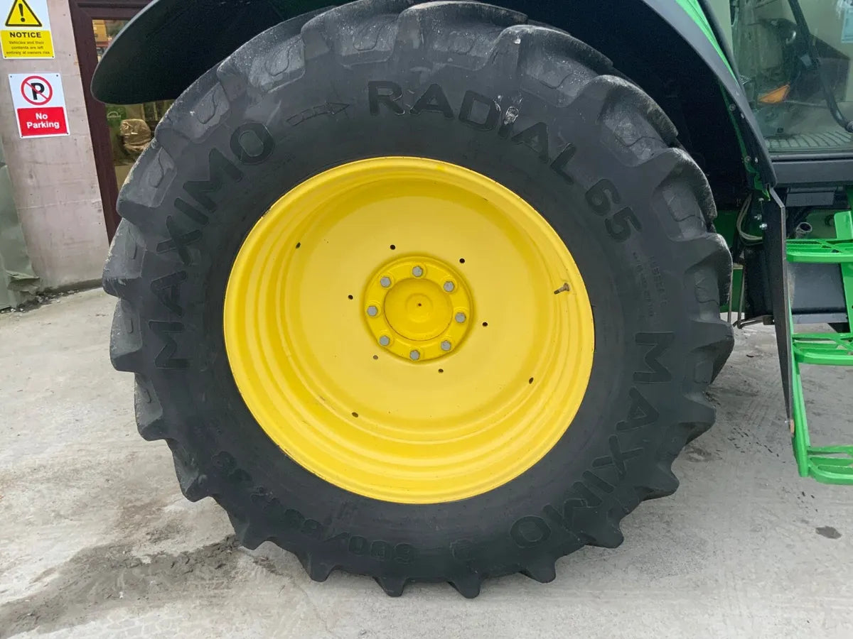 John Deere 6830 Standard